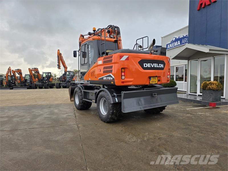 Doosan DX170W-5 Ekskavatori uz riteņiem