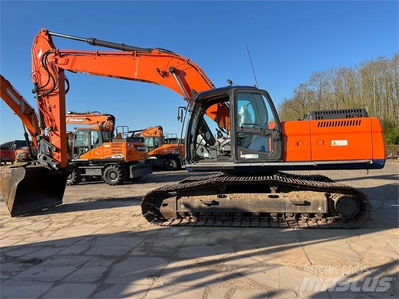 Doosan DX255LC Kāpurķēžu ekskavatori