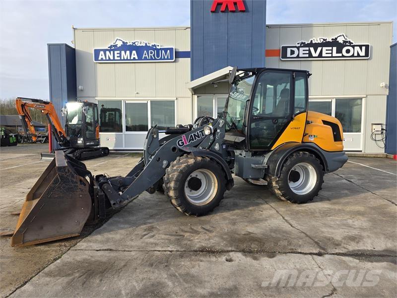 GiANT V761 Iekrāvēji uz riteņiem