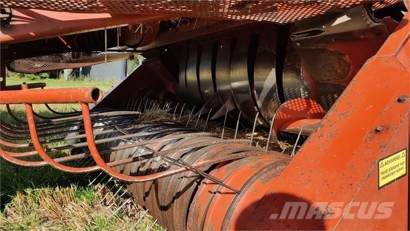 Hesston 4900 Ķīpu preses