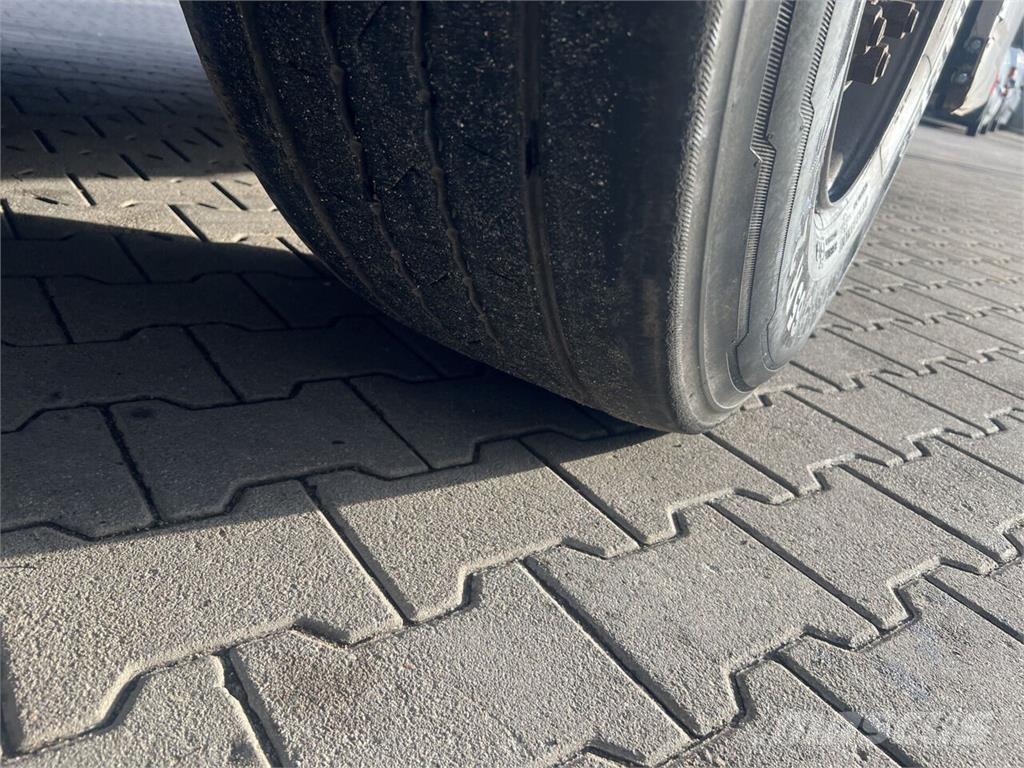 Krone  Tents puspiekabes