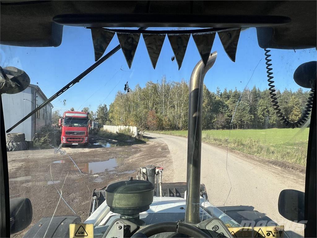 Terex  Ekskavatori-iekrāvēji