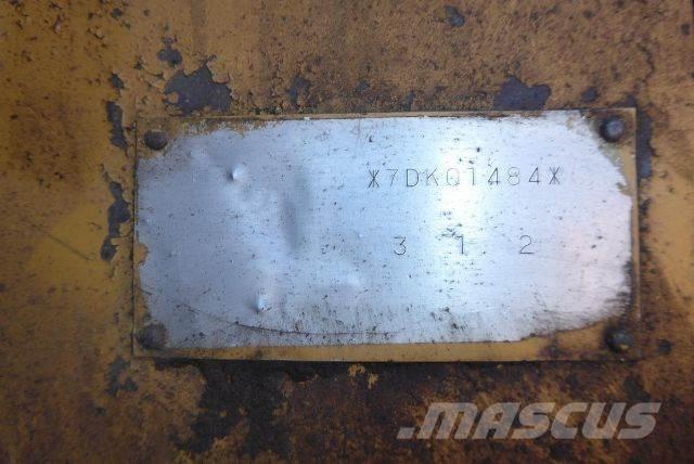 CAT 312 Kāpurķēžu ekskavatori