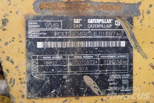 CAT 904B Iekrāvēji uz riteņiem