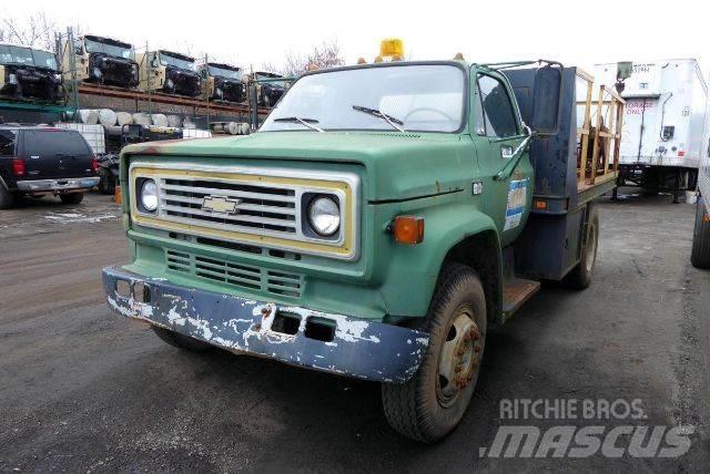 Chevrolet C60 Platformas/izkraušana no sāniem