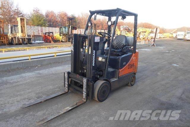 Doosan GC25P-5 Autokrāvēji - citi