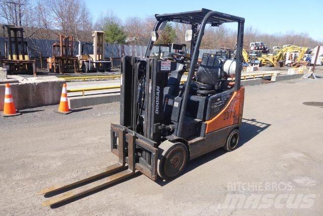 Doosan GC25P-5 Autokrāvēji - citi