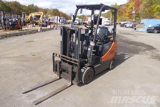 Doosan GC25P-5 Autokrāvēji - citi