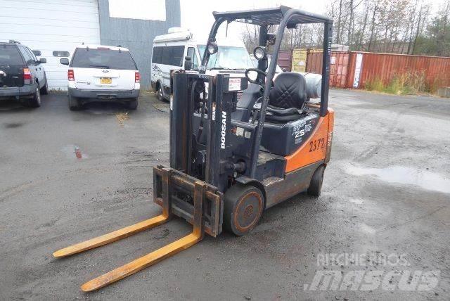 Doosan GC25P-5 Autokrāvēji - citi