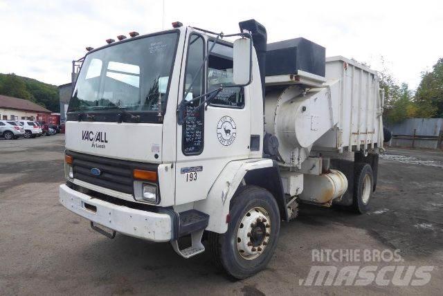 Ford CARGO 7000 Ielu tīrāmās mašīnas