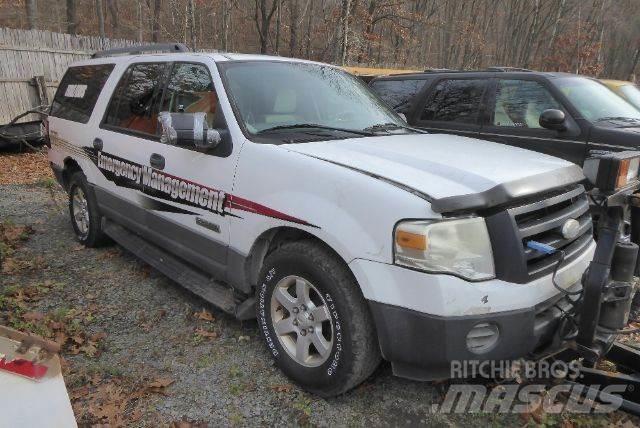 Ford Expedition Vieglais kravas automobilis/izkraušana no sāniem