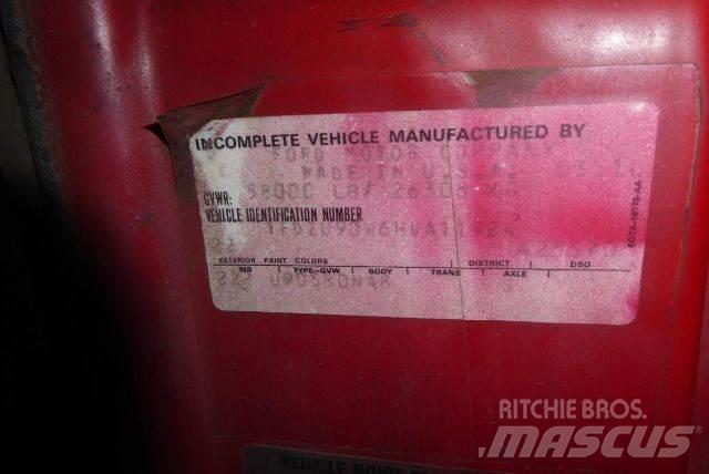 Ford L9000 Šasija ar kabīni