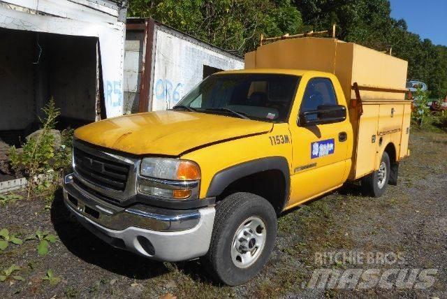 GMC 2500HD Vieglais kravas automobilis/izkraušana no sāniem