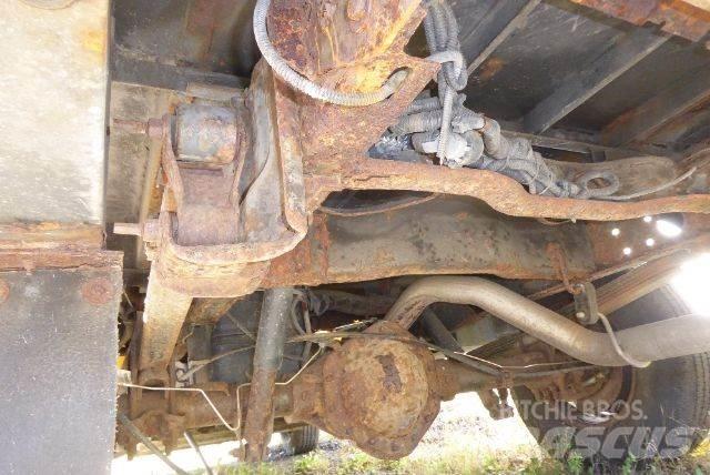 GMC 2500HD Vieglais kravas automobilis/izkraušana no sāniem
