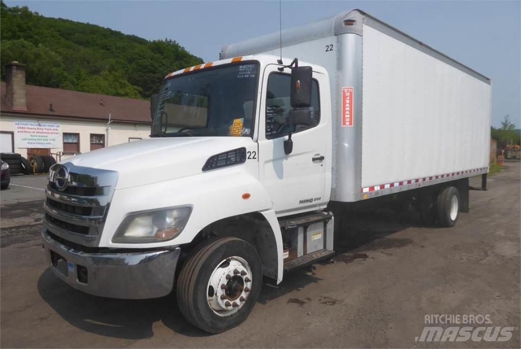 Hino 258 Furgons