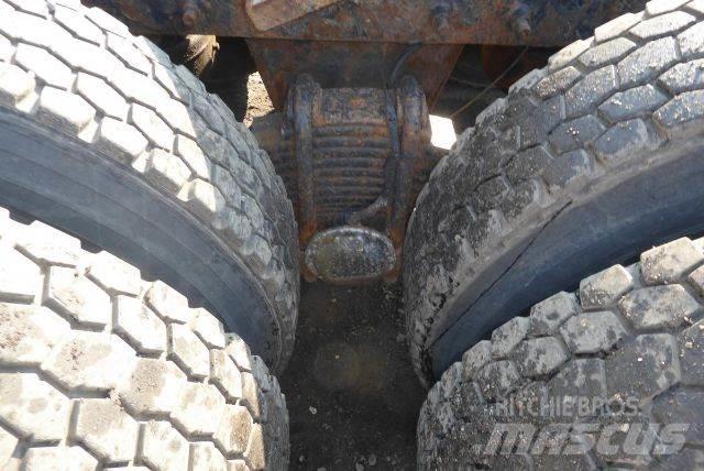 Mack CV713 Šasija ar kabīni