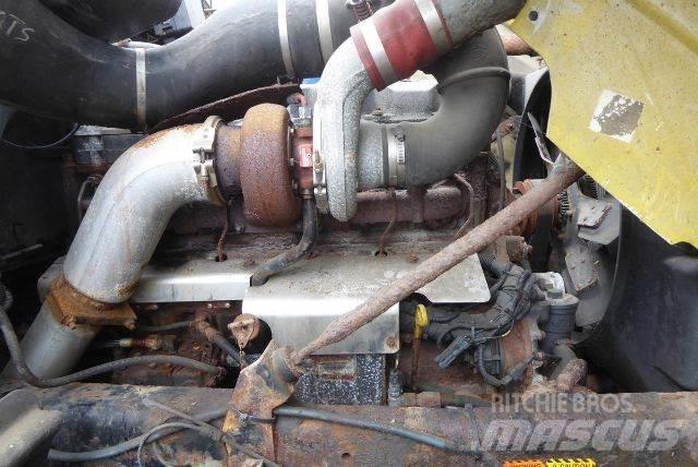 Mack RD688S Pašizgāzējs