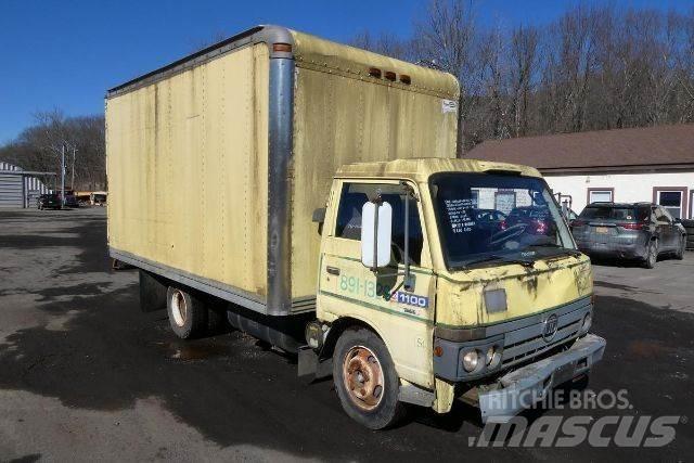 UD 1100 Furgons