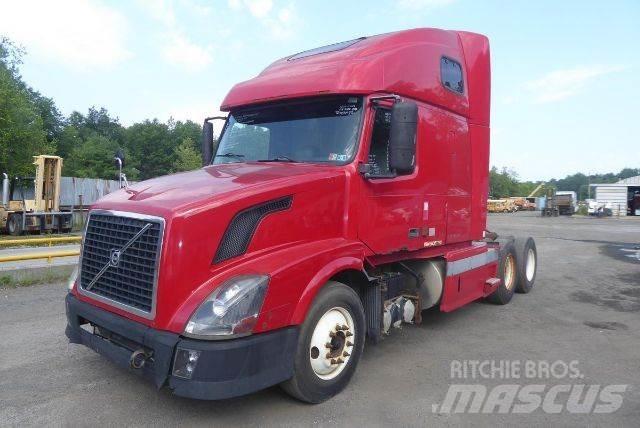 Volvo VNL64T Vilcēji