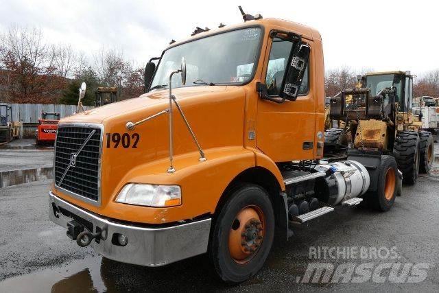 Volvo VNM42T Šasija ar kabīni