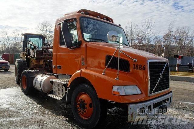 Volvo VNM42T Šasija ar kabīni