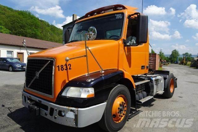 Volvo VNM42T Šasija ar kabīni