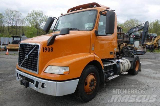 Volvo VNM42T Šasija ar kabīni