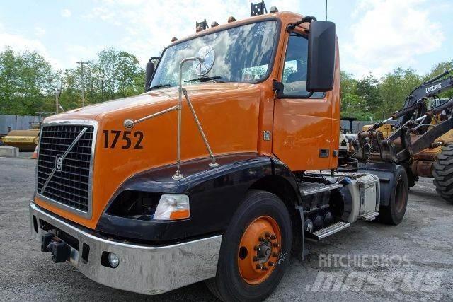 Volvo VNM42T Šasija ar kabīni