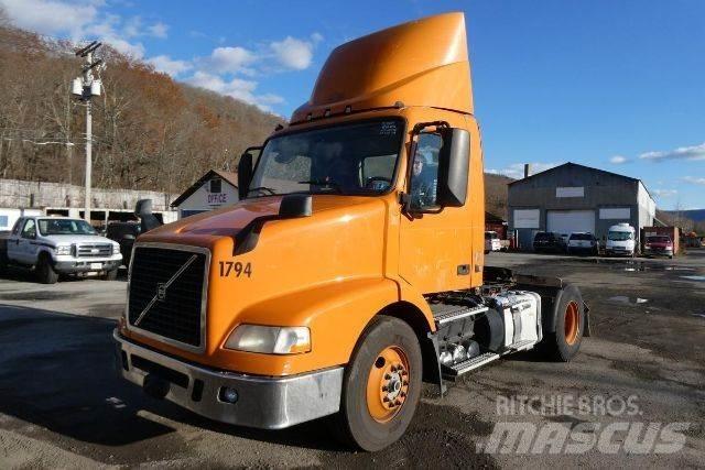 Volvo VNM42T Šasija ar kabīni