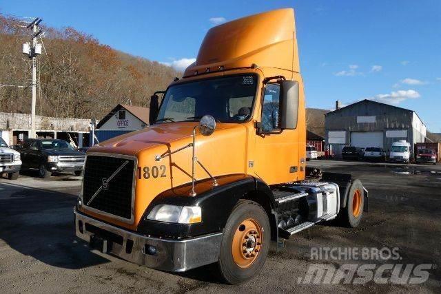 Volvo VNM42T Šasija ar kabīni