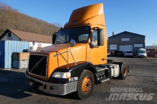 Volvo VNM42T Šasija ar kabīni