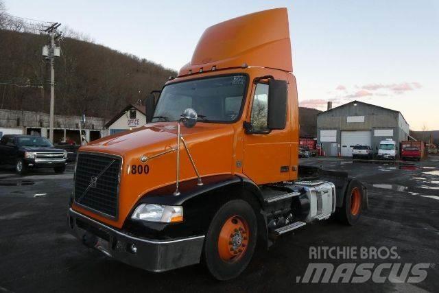 Volvo VNM42T Šasija ar kabīni