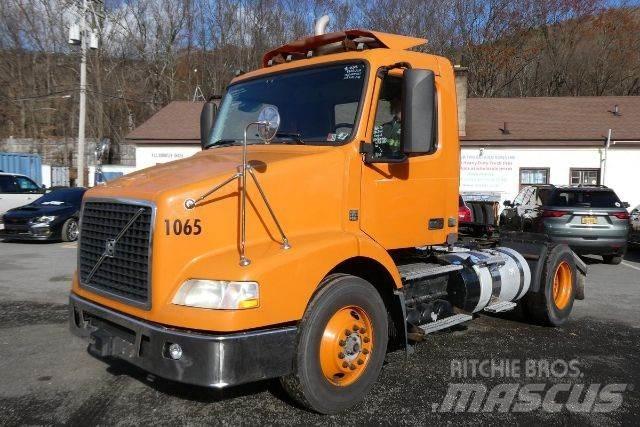 Volvo VNM42T Šasija ar kabīni