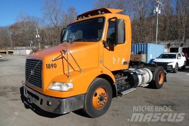 Volvo VNM42T Šasija ar kabīni