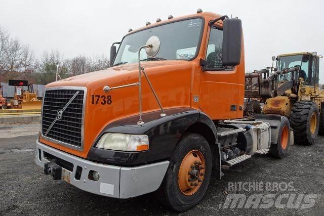 Volvo VNM42T Šasija ar kabīni