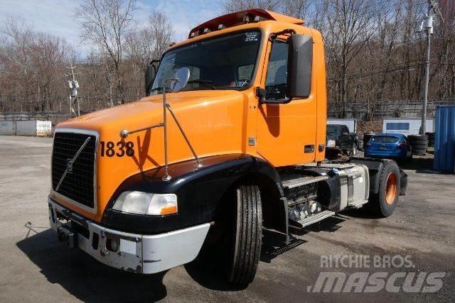 Volvo VNM42T Šasija ar kabīni