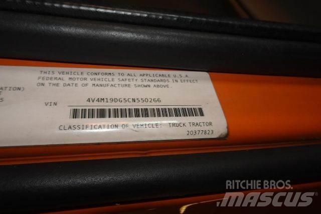 Volvo VNM42T Šasija ar kabīni