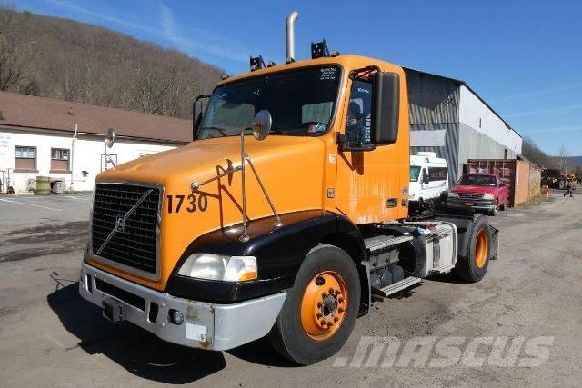 Volvo VNM42T Šasija ar kabīni