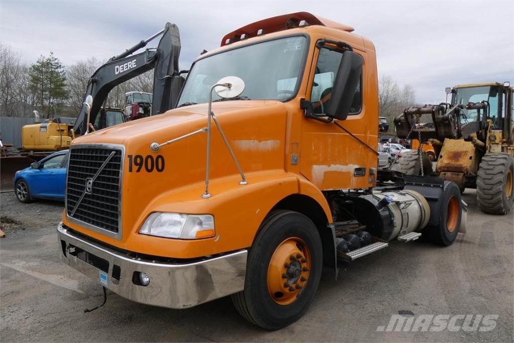 Volvo VNM42T Šasija ar kabīni