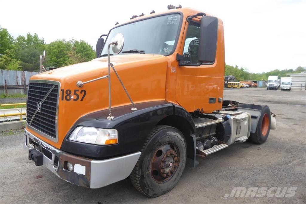 Volvo VNM42T Šasija ar kabīni