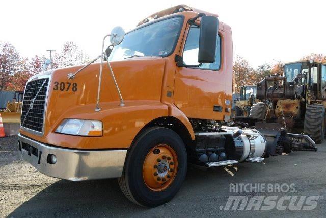 Volvo VNM64T Šasija ar kabīni
