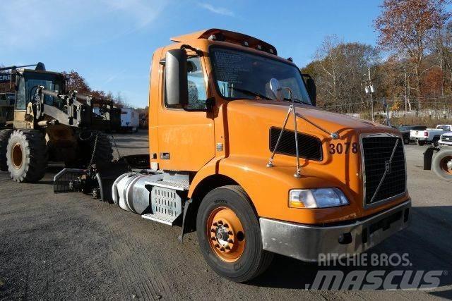 Volvo VNM64T Šasija ar kabīni