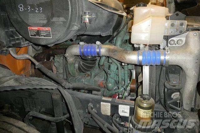Volvo VNR64T300 Šasija ar kabīni