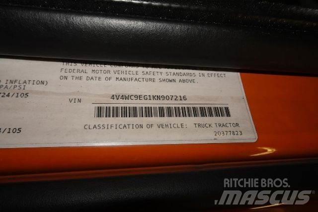 Volvo VNR64T300 Šasija ar kabīni