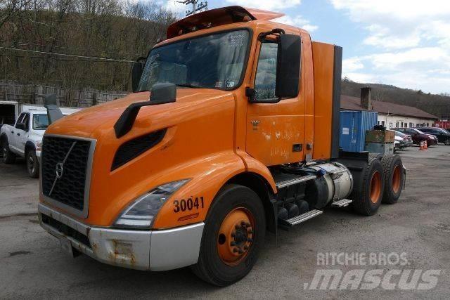 Volvo VNR64T300 Šasija ar kabīni