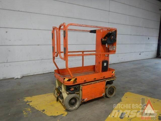 JLG 1230ES Strēles pacēlāji