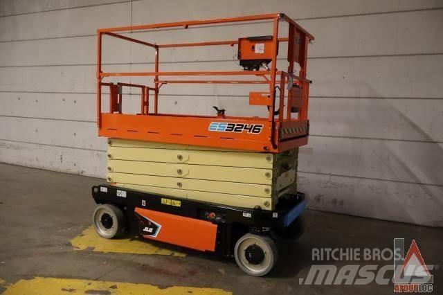 JLG 3246ES Strēles pacēlāji