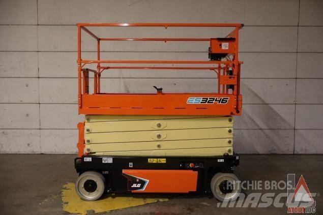 JLG 3246ES Strēles pacēlāji