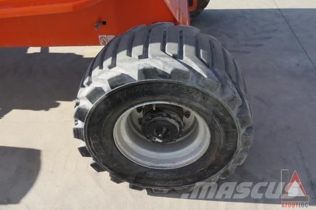 JLG 520AJ Strēles pacēlāji