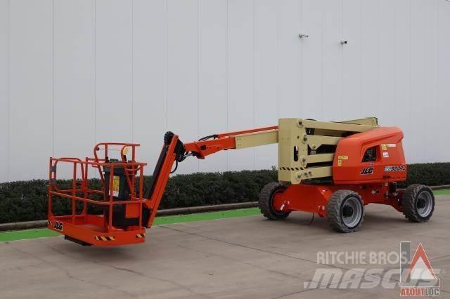 JLG EC 520AJ Strēles pacēlāji
